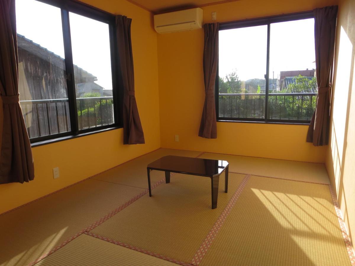 Minshuku Iwakawa Hotel Якушима Екстериор снимка
